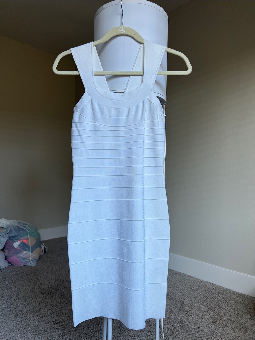 Express White Sleeveless Bandage Midi Dress with Scoop Neck
